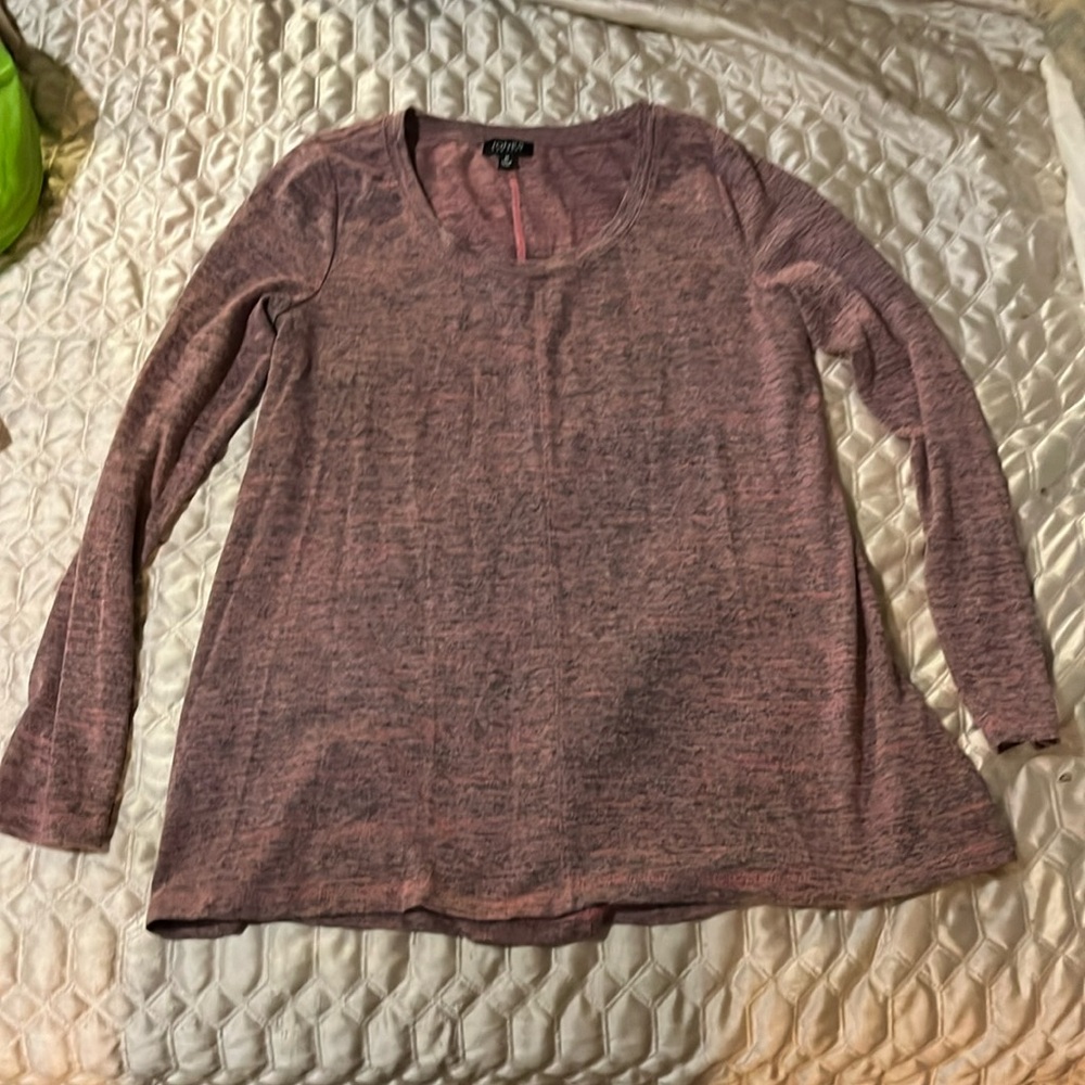 Women’s multi-colored blouseJones (New York) 50%Viscoe 46% Polyester 4%Elastane